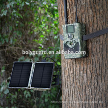 Cargador solar de los deportes al aire libre del nuevo producto caliente y banco móvil de la energía para la cámara del rastro de la caza